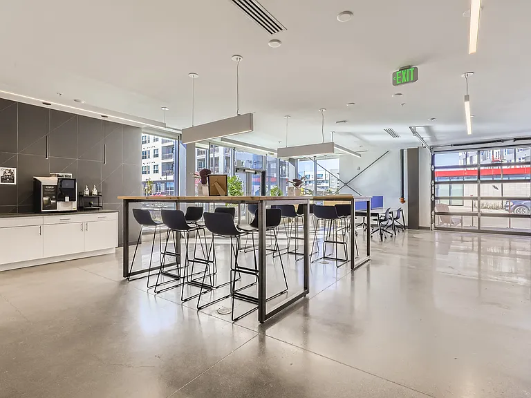 Stanley House Apartments — Photo 8