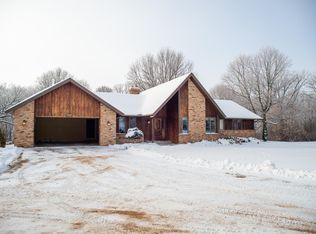 18001 Arbor Ridge Pkwy, Maple Grove, MN 55311