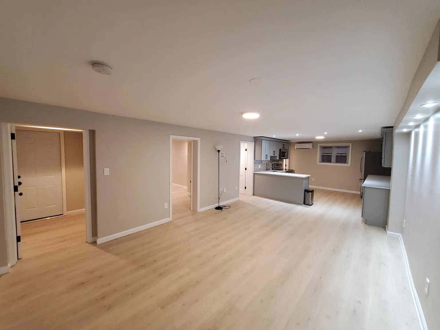 2 bed, 1020 sqft, $3,250 — Photo 3