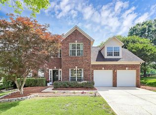 9157 Snow Hill Ct, Charlotte, NC 28269
