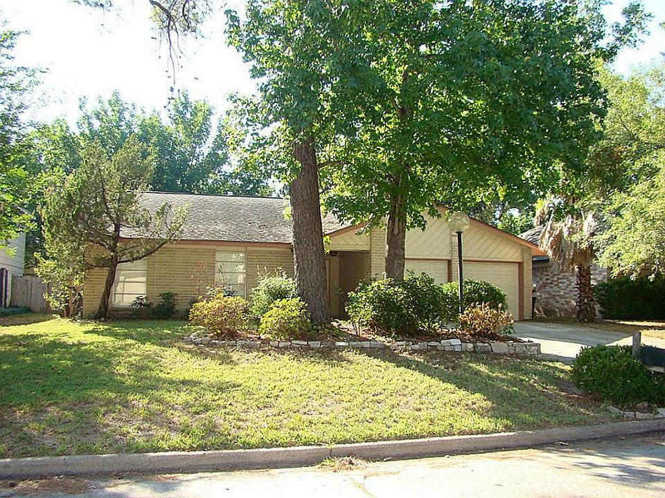 1st image of 18935 Jodywood Dr
