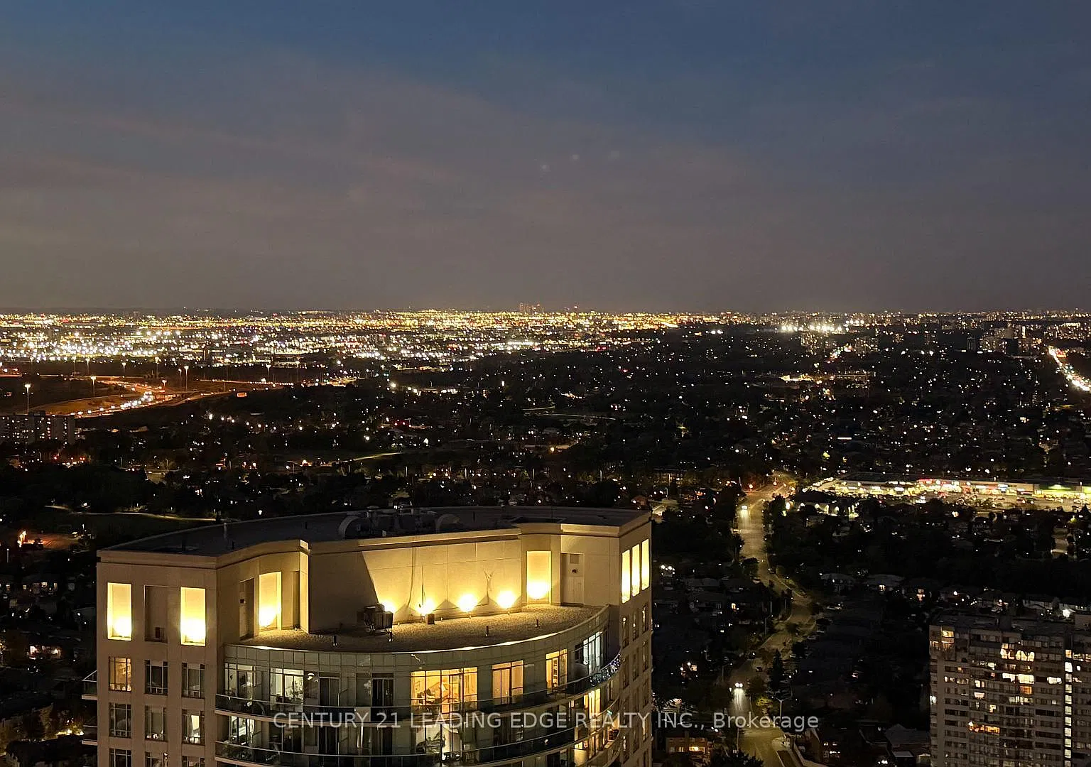 2 bed, $2,450 — Photo 2