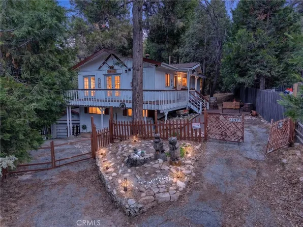 28975 Alder Ter, Cedar Glen, CA 92321