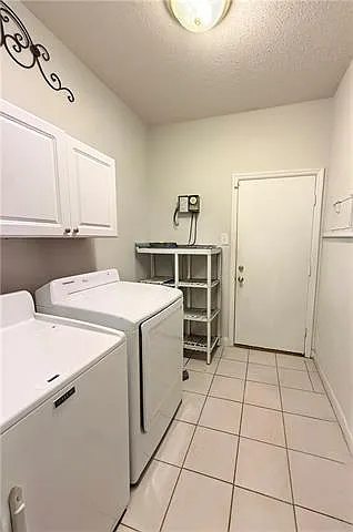 1104 Zachary Dr — Photo 17