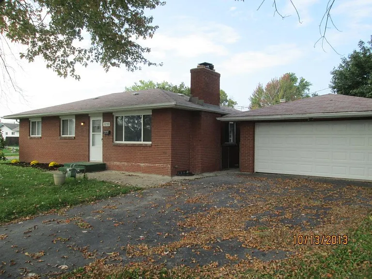 1239 Nocturne Rd E — Photo 8