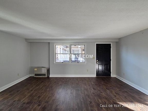 3rd image of 41 River Rd APT A11