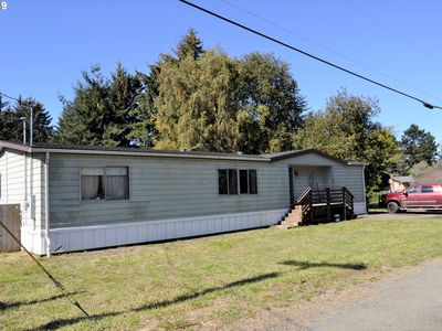 63592 Flower Rd, Coos Bay, OR, 97420