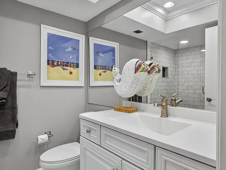 605 Brackenwood Cv — Photo 22