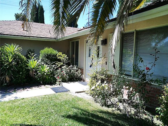 4th image of 8307 Sedan Ave