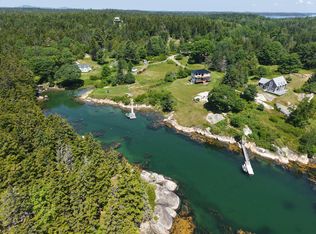 20 Sailors Way, Vinalhaven, ME 04863