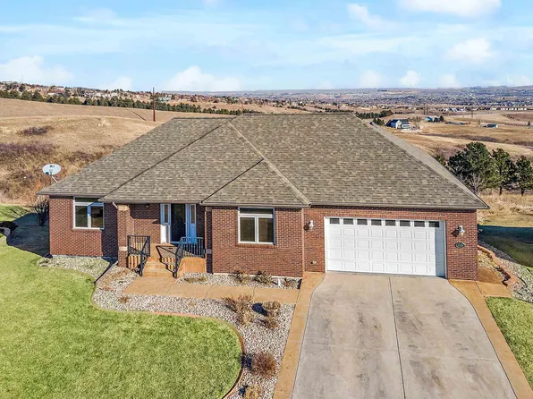 6536 Wellington Dr, Rapid City, SD 57702