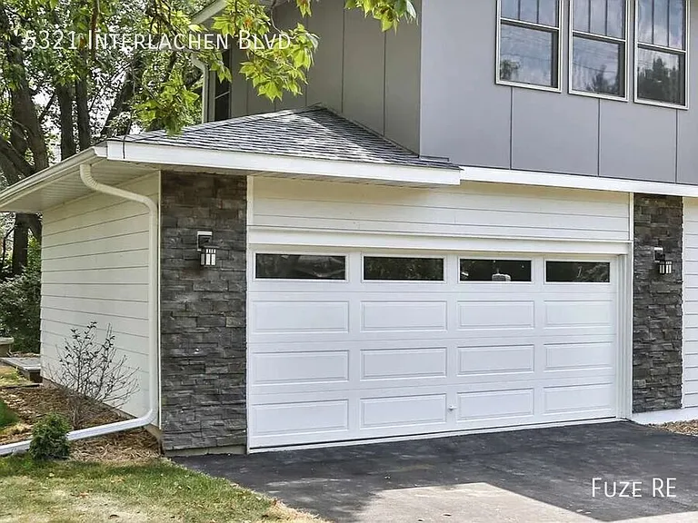 5321 Interlachen Blvd — Photo 31
