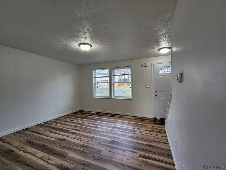 431 Devon Dr — Photo 8