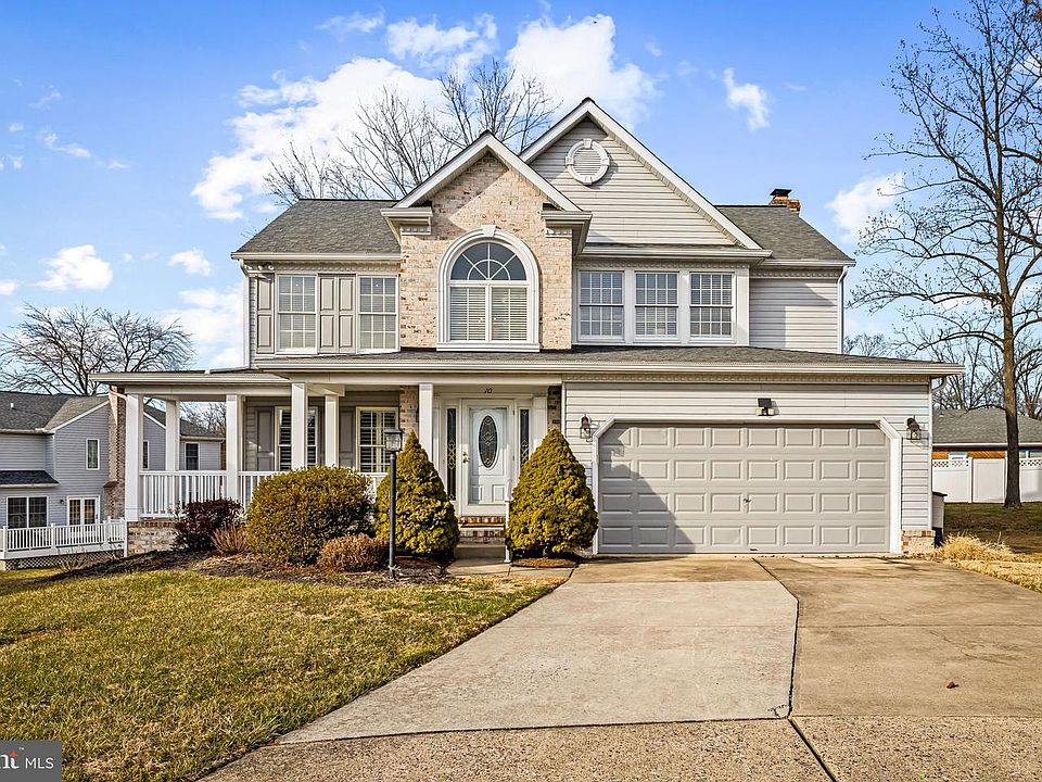 1st image of 10 Symphony Woods Ct