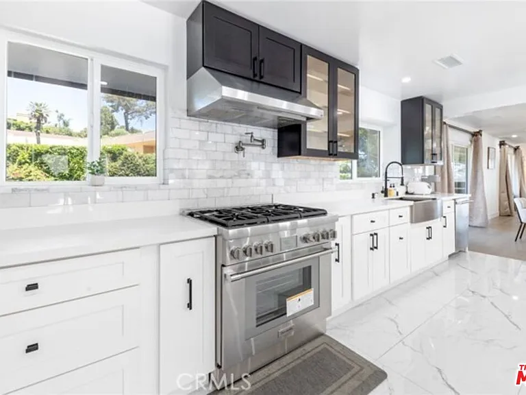 2199 Summitridge Dr — Photo 15