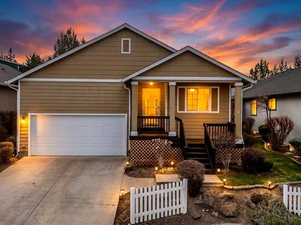 3601 SW 30th St, Redmond, OR 97756