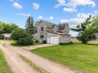 N8548 County Road O, Clintonville, WI 54929