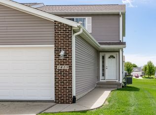 1815 Hunters Creek Way, Marion, IA 52302
