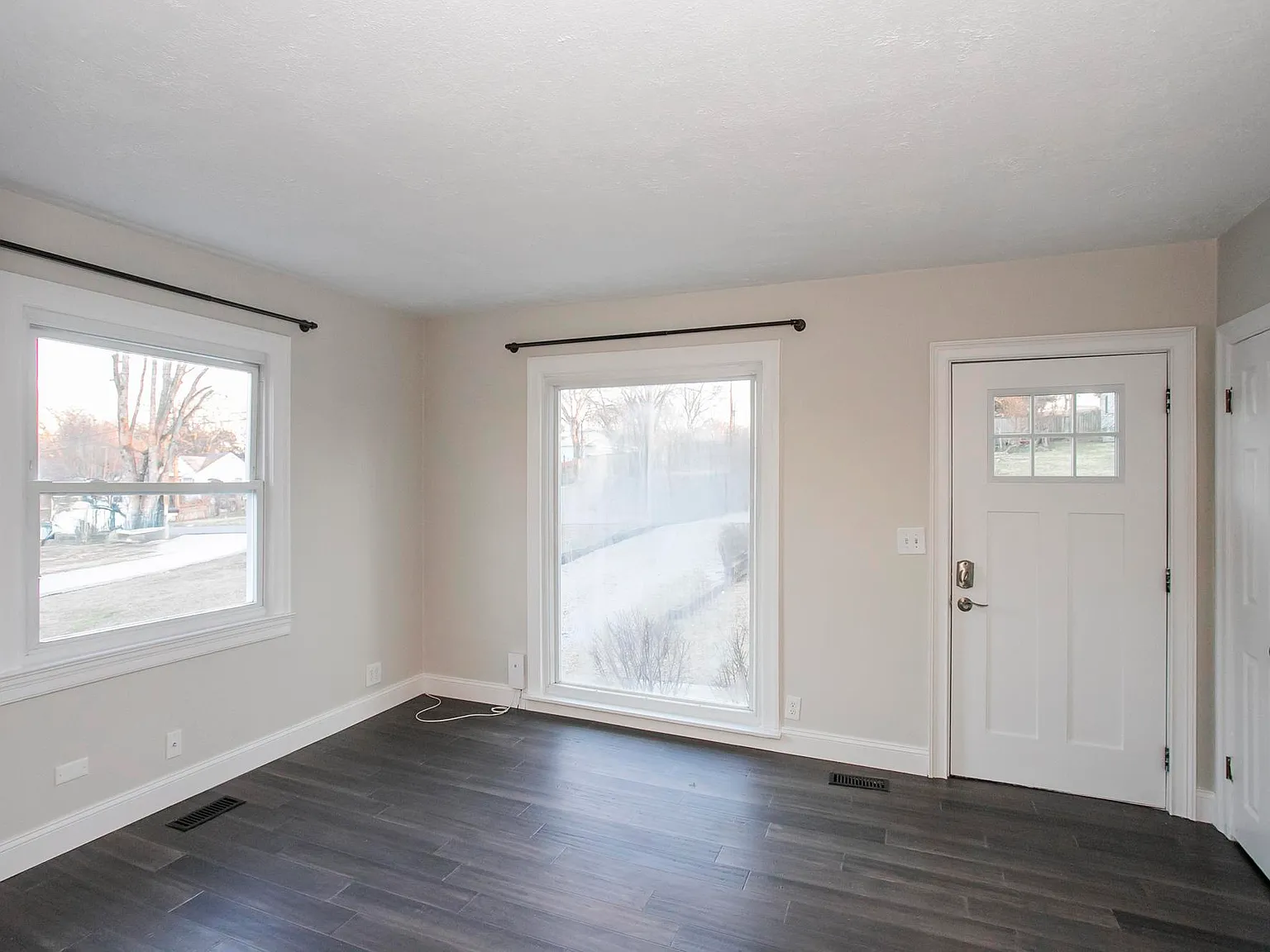 2 bed, 756 sqft, $1,700 — Photo 3