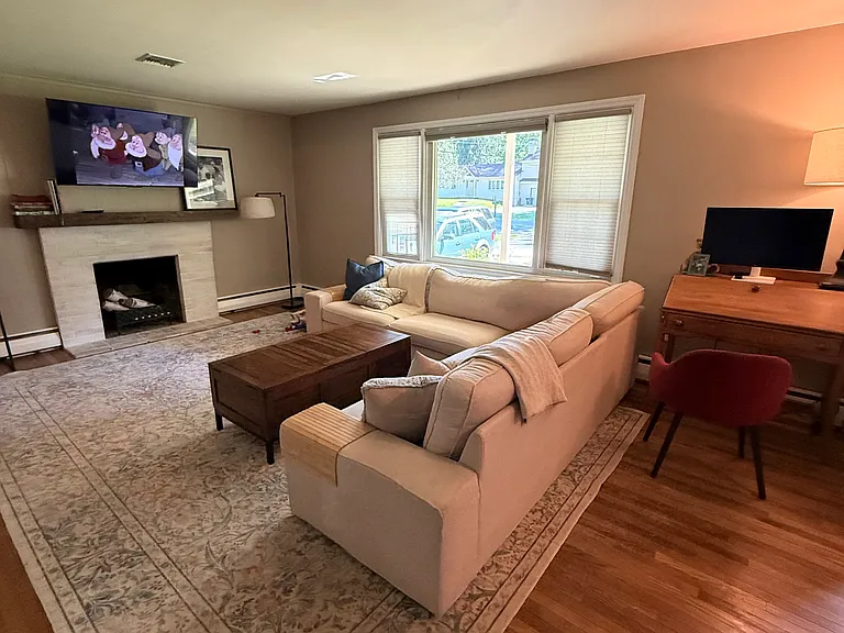1349 Sweet Briar Rd — Photo 22