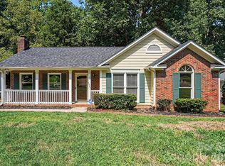 7225 McTeal Pl, Charlotte, NC 28262