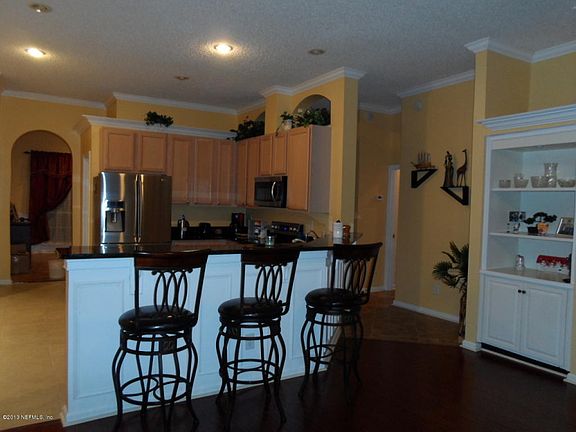 2nd image of 8675 Canopy Oaks Dr