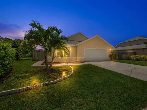 73 Heather Trace Drive, Boynton Beach, FL 33436
