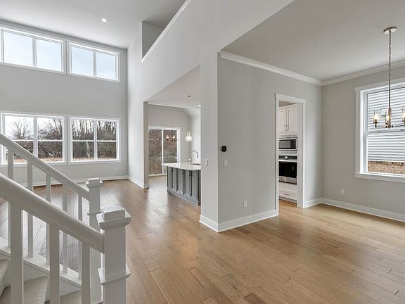 4th image of 5575 Ellemere Ln