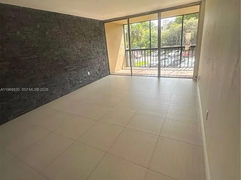10845 SW 112th Ave #204 — Photo 4