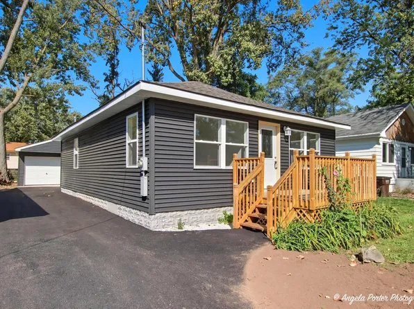 W1044 Florence ROAD, Genoa City, WI 53128