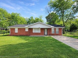 313 W Port Arthur Ave, Sallisaw, OK 74955
