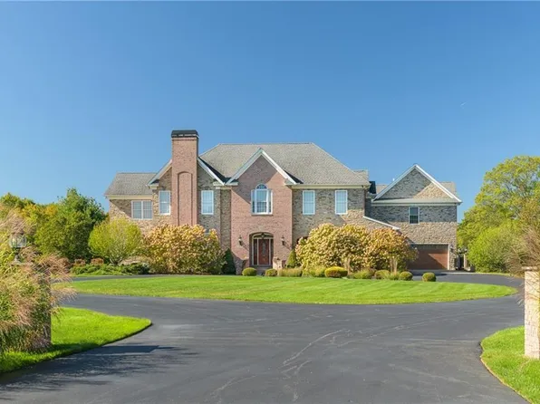 3070 Diamond Hill Rd, Cumberland, RI 02864