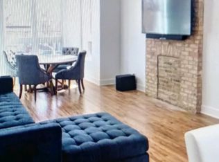 3458 W Walnut St #1, Chicago, IL 60624