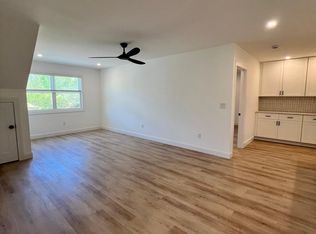 50 Pleasant Valley Rd, Clinton, CT 06413