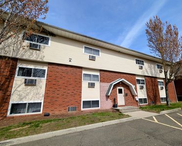 49 Glade Street #C3, West Haven, CT, 06516