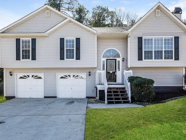 262 Northwind Dr — Photo 1