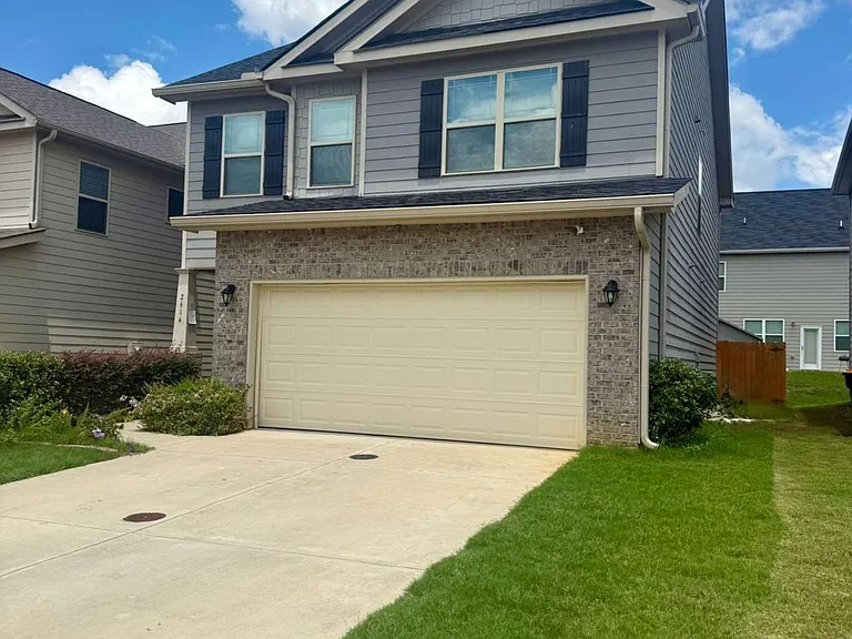 2614 Lovejoy Crossin Ln — Photo 1