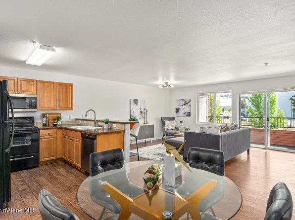 310 N Promenade Loop APT 210, Post Falls, ID 83854