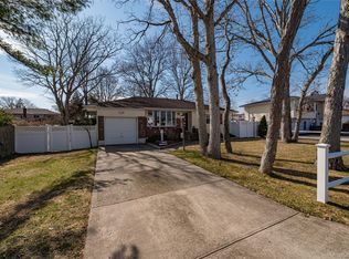 242 W 3rd Street, Deer Park, NY 11729