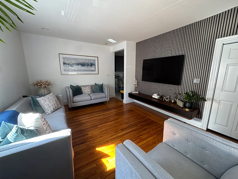 50 Wellington Ave #1 — Photo 3