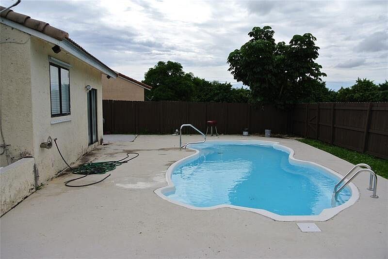 2nd image of 6381 Country Fair Circle
