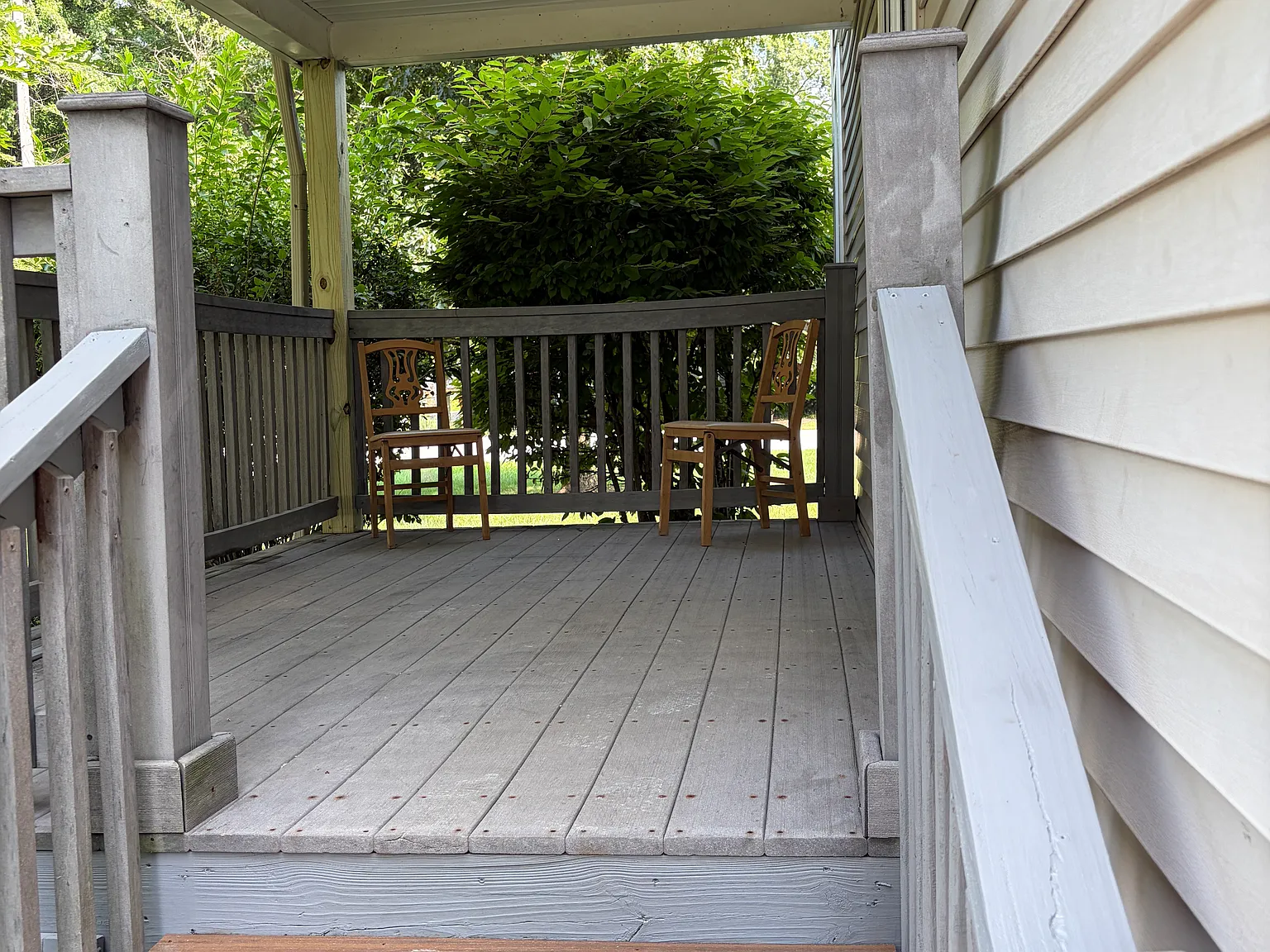 3 bed, 1194 sqft, $2,100 — Photo 2