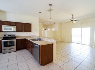 209 Round Man St, Leesburg, FL 34748