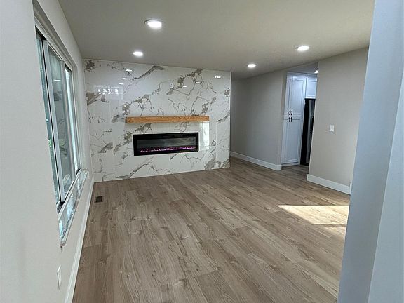 5th image of 2362 Milverton Dr