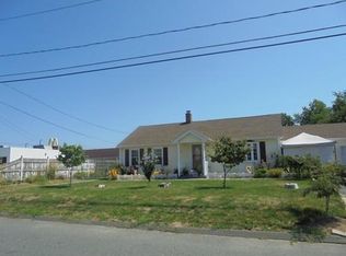 21 Wilkes St, Springfield, MA 01119