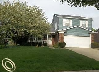 1st image of 44990 Yorkshire Dr