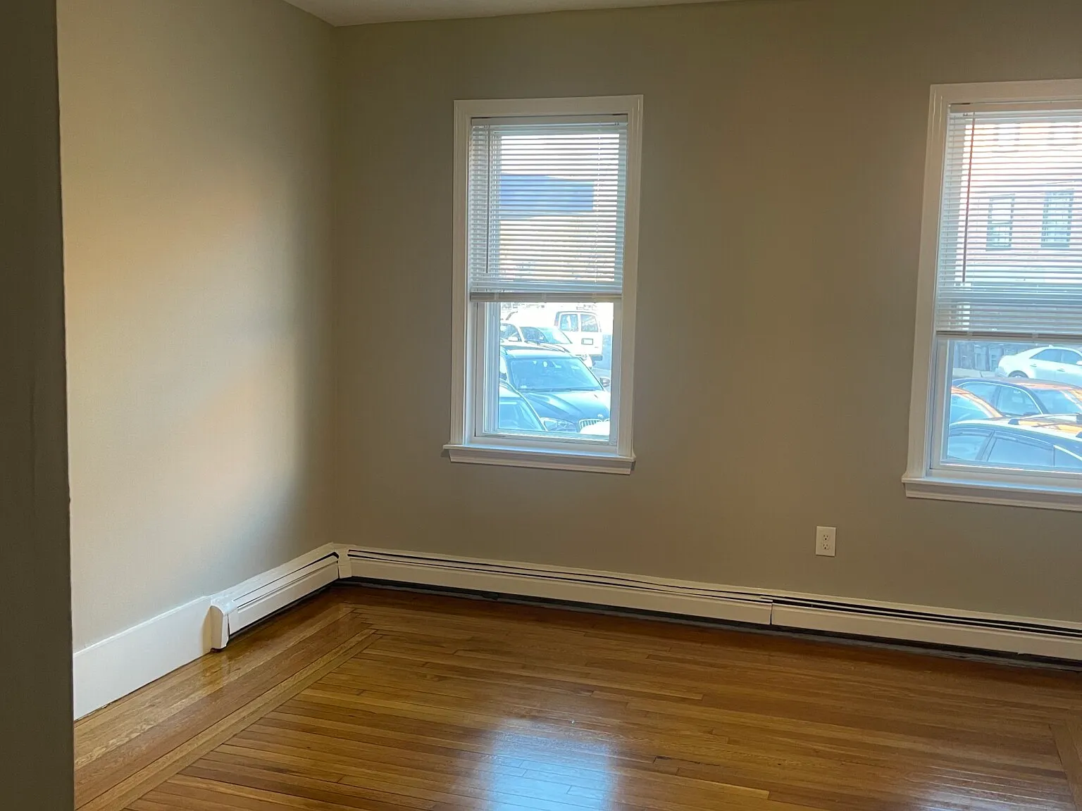 1 bed, 9999 sqft, $2,400 — Photo 2