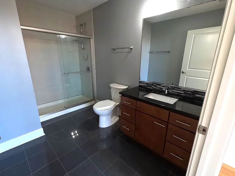 2764 N Milwaukee Ave — Photo 16