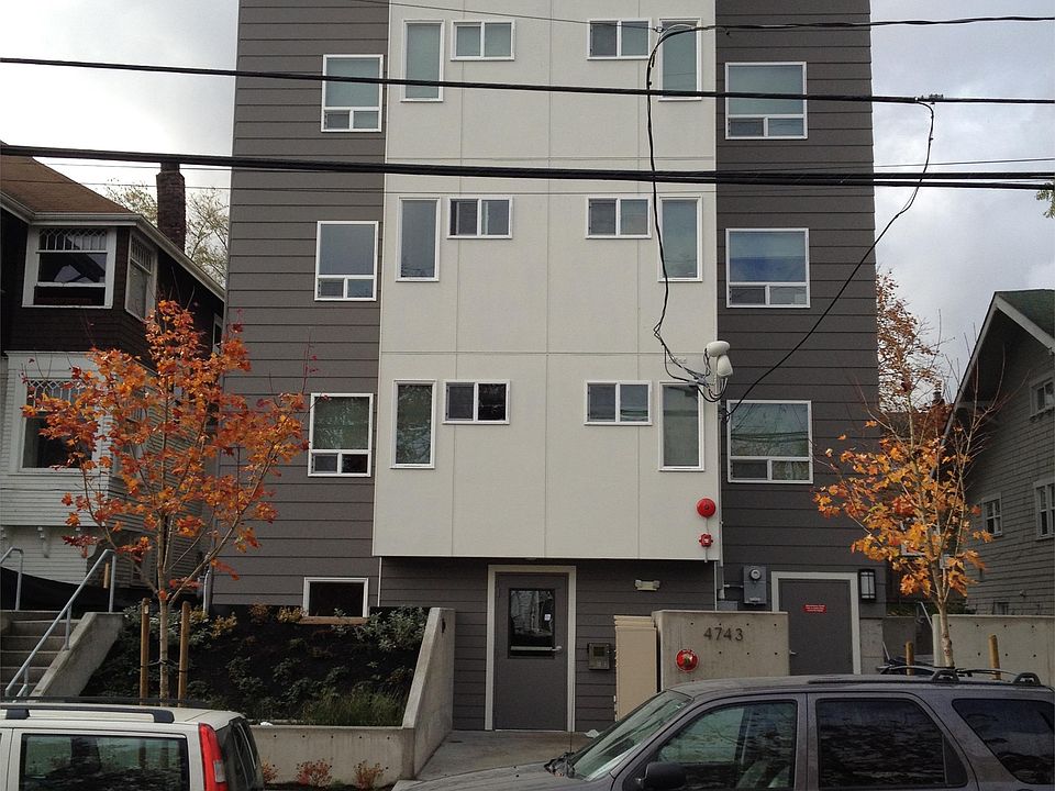 1st image of 4743 21st Ave NE APT 404