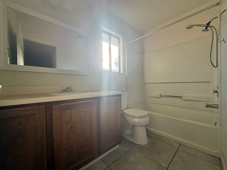 1488 Douglas Ave #C — Photo 12